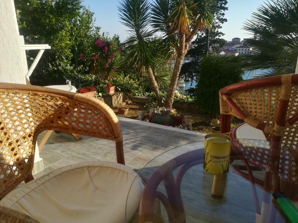 Apartmani Ivic Paka Rab Banjol Exteriör bild